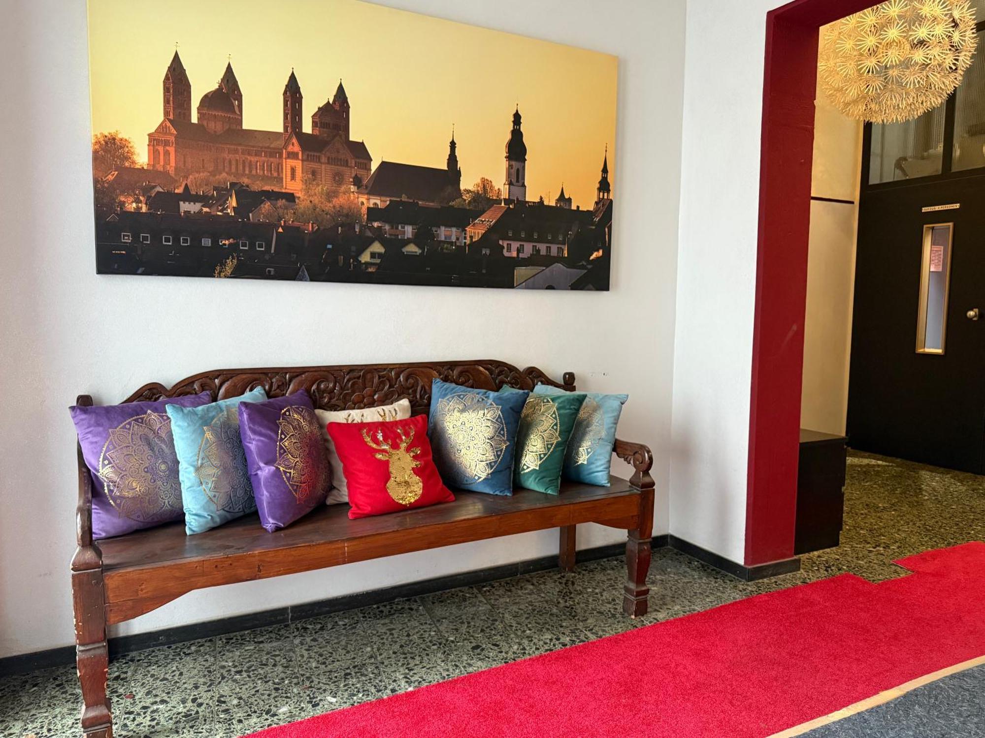 Dompanorama Der Kleine Dschungel Apartment Fuer 2-4 Pers Speyer Esterno foto